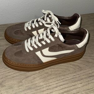 Steve Madden Brown and Cream Sneakers